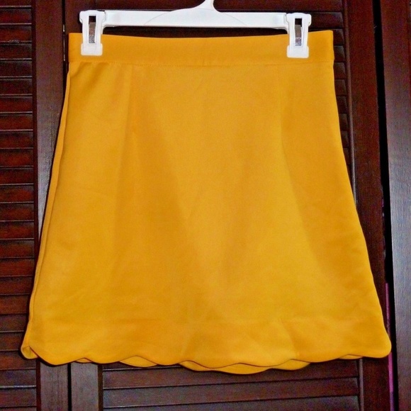 Dresses & Skirts - BRIGHT YELLOW SHORT SKIRT, Scalloped Hem, A-Line